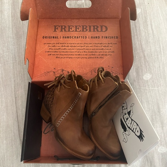 NWT FREEBIRD “Dreamer” Ankle Boots size 8 NEW - Picture 11 of 14
